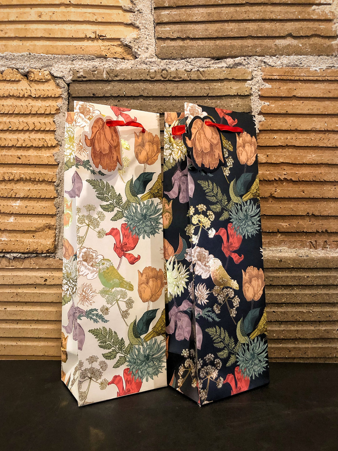 Assorted Garden Party Single-Bottle Wine Bags